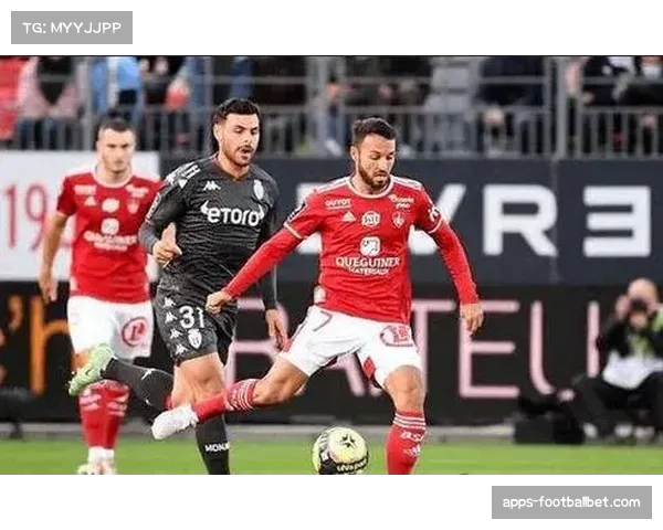 西甲欧战资格关键战比利亚雷亚尔迎战贝蒂斯谁能在同分大战中抢占先机